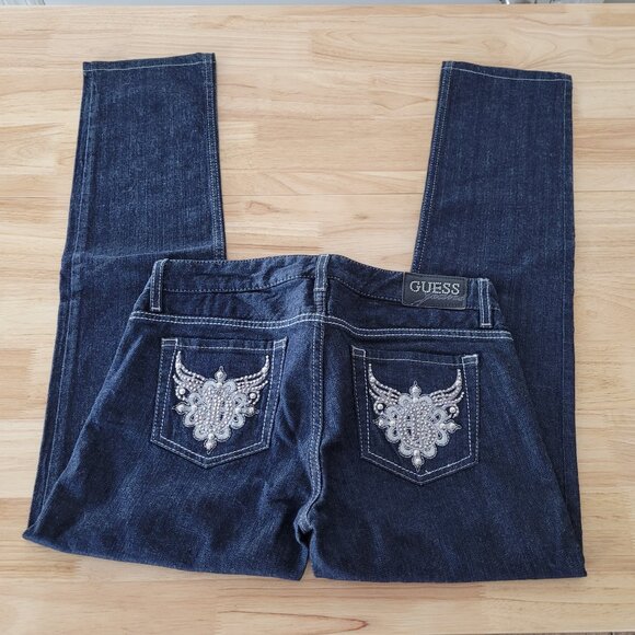 Guess Jeans ~ Size 28 - Picture 3 of 3